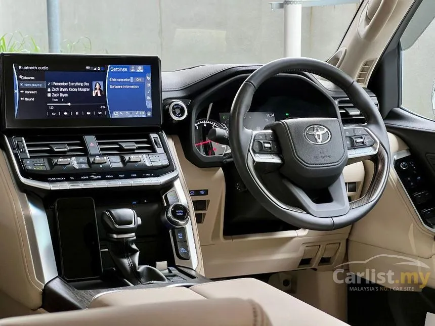 2023 Toyota Land Cruiser J300 ZX Modellista 7 Seater SUV