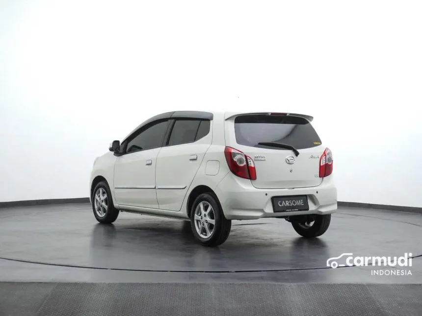 2015 Daihatsu Ayla M Hatchback