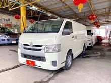 2015 Toyota Hiace 3.0 ตัวเตี้ย (ปี 05-16) D4D Van