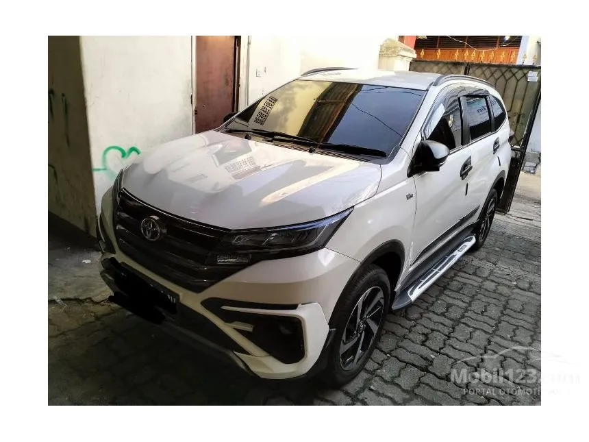 Jual Mobil Toyota Rush 2022 S GR Sport 1.5 di DKI Jakarta Automatic SUV Putih Rp 232.000.000