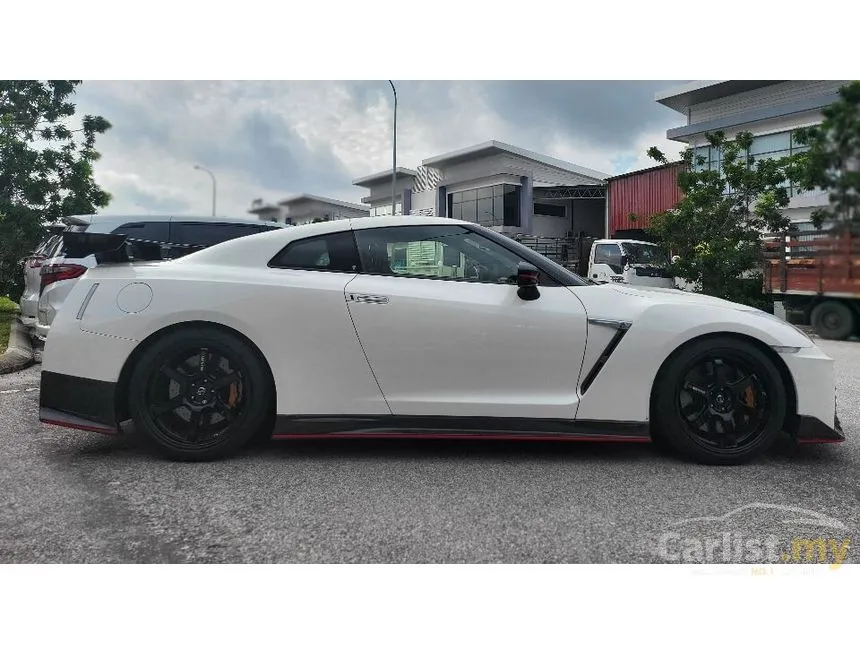 2019 Nissan GT-R NISMO Coupe