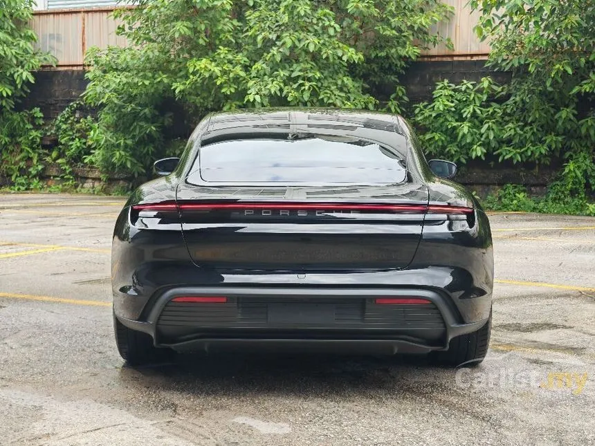 2020 Porsche Taycan 4S Sedan