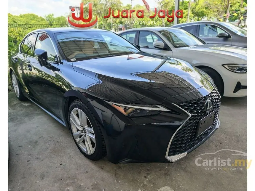 2021 Lexus IS 300 Luxury Sedan