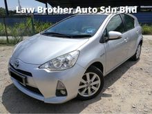 2013 Toyota PRIUS C 1.5L HYBRID (A) PUSH START FULL SERVICE RECORD GENUINE MILLEAGE ( LOW PROCESSING FEE )