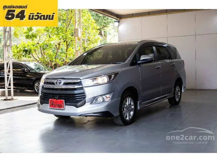 2019 Toyota INNOVA Crysta G Wagon