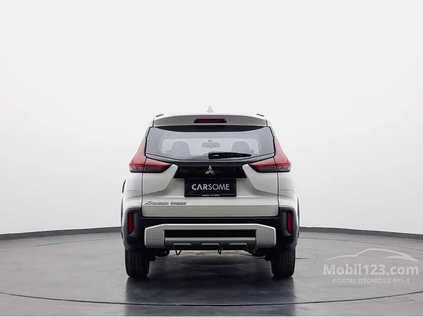 2022 Mitsubishi Xpander Cross MPV