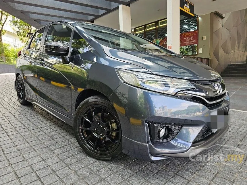 2015 Honda Jazz V i-VTEC Hatchback