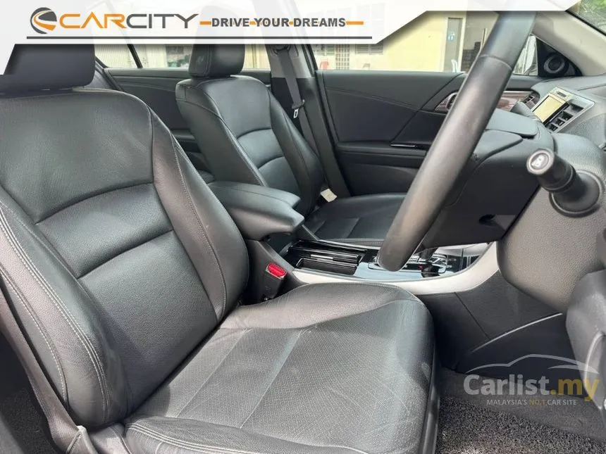 2019 Honda Accord VTi-L Sedan