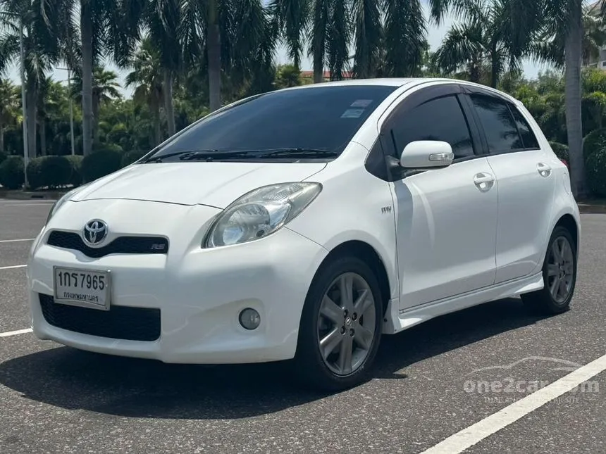 2012 Toyota YARIS RS Hatchback