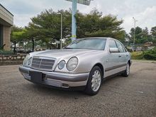 1997 Mercedes-Benz E280 2.8 Classic Sedan