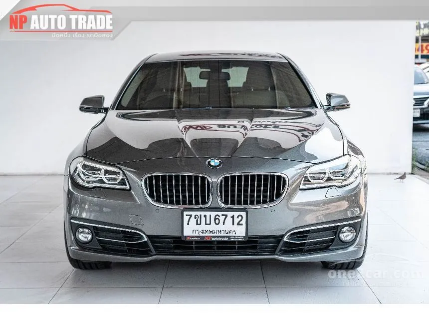 2015 BMW 528i Luxury Sedan