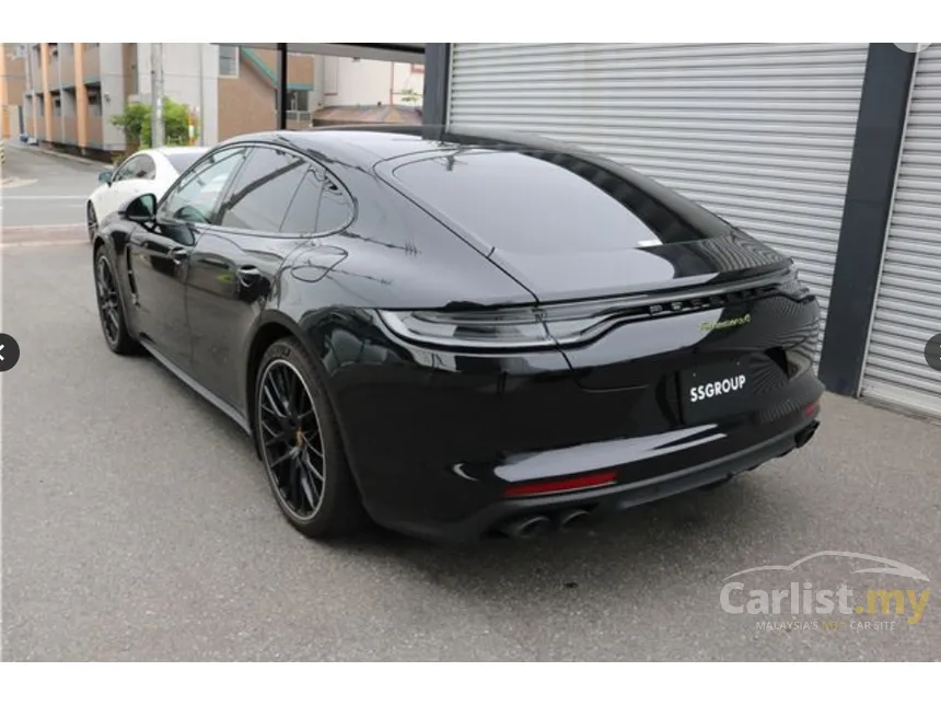 2023 Porsche Panamera Hatchback
