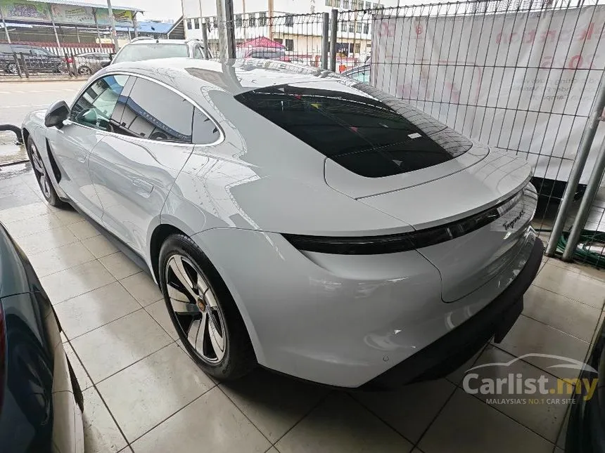 2023 Porsche Taycan 4S Sedan
