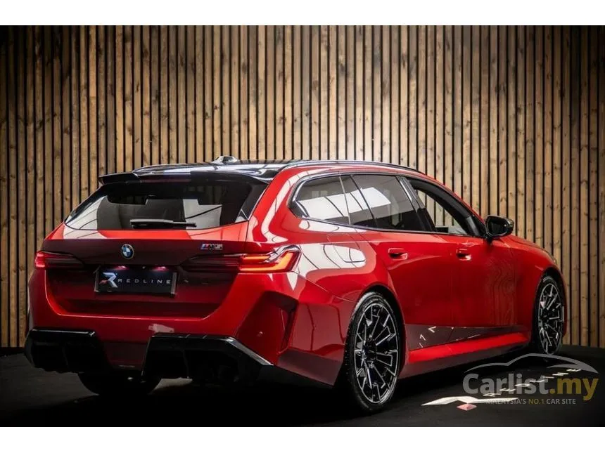 2025 BMW M5 Sedan