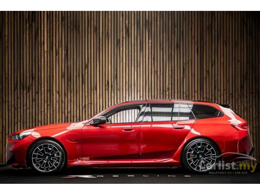 2025 BMW M5 Sedan