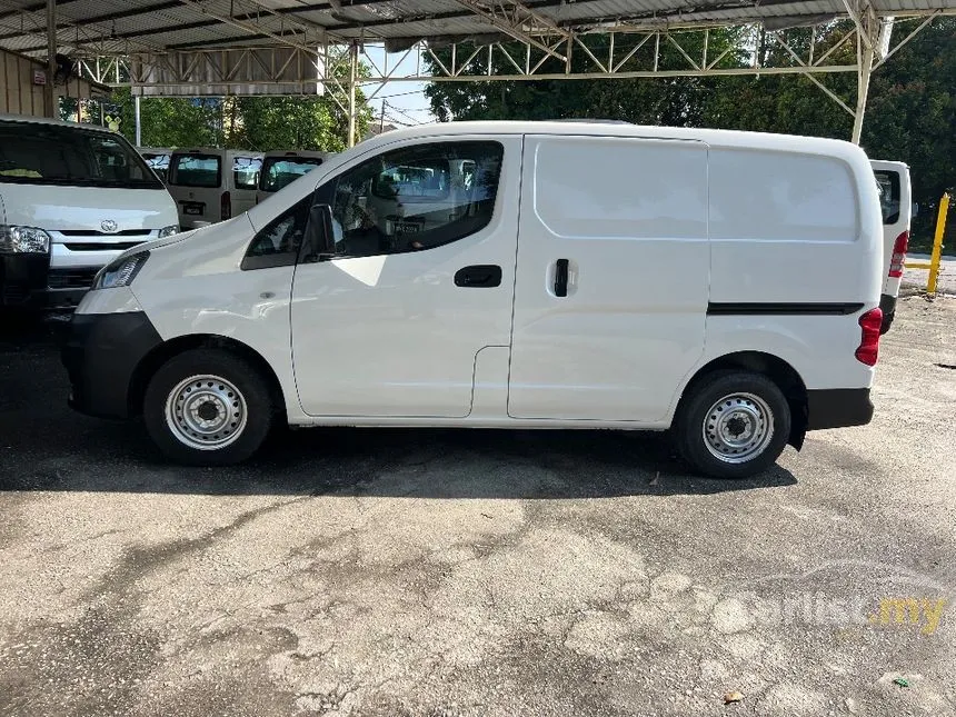 2015 Nissan NV200 Panel Van