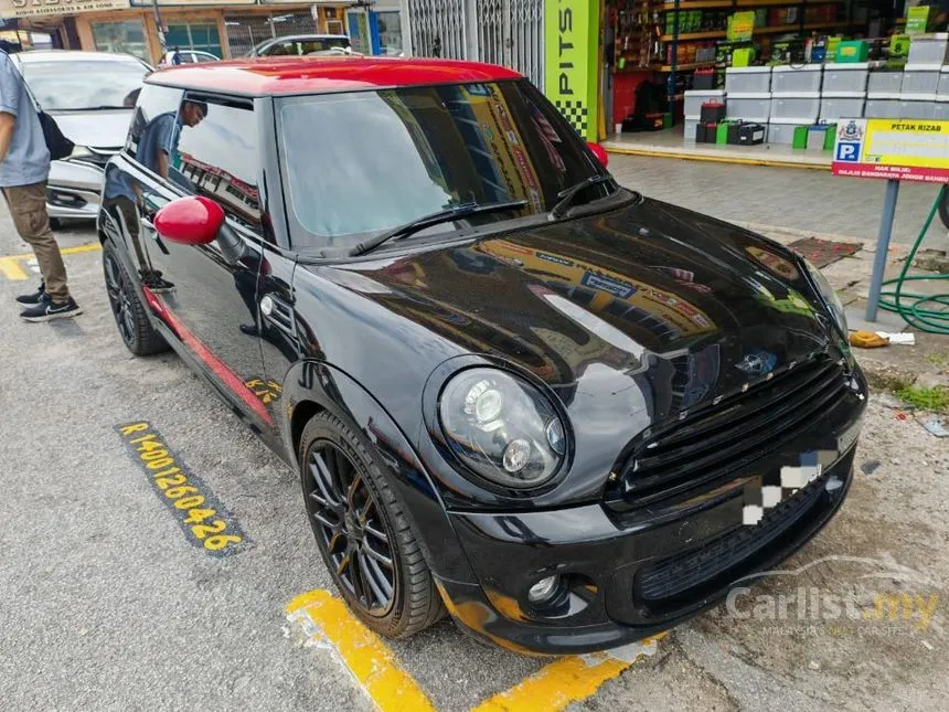 2013 MINI One Hatchback