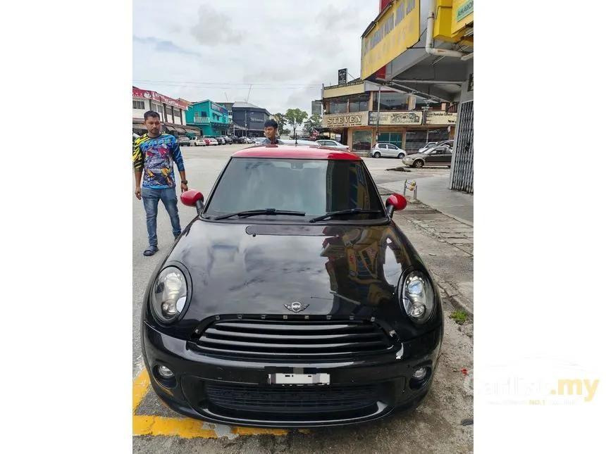 2013 MINI One Hatchback