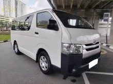 2017 Toyota Hiace 2.5 (M) Window 14 Seat Low Roof
