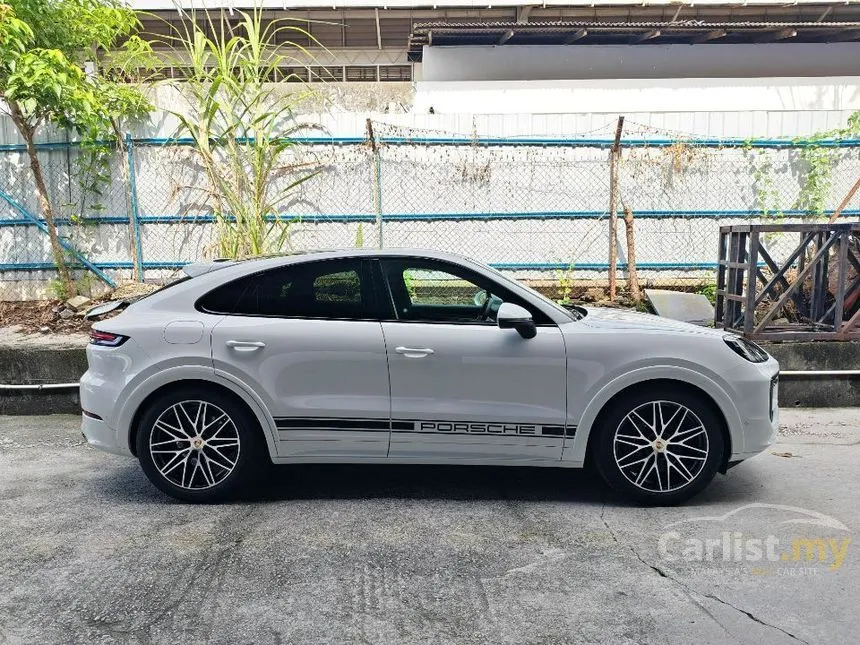2024 Porsche Cayenne Coupe