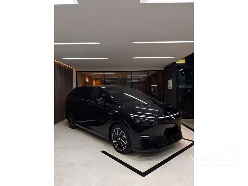 2025 XPeng X9 Long Range Pro MPV