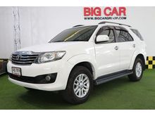 2012 Toyota Fortuner 2.7 (ปี 12-15) V SUV AT