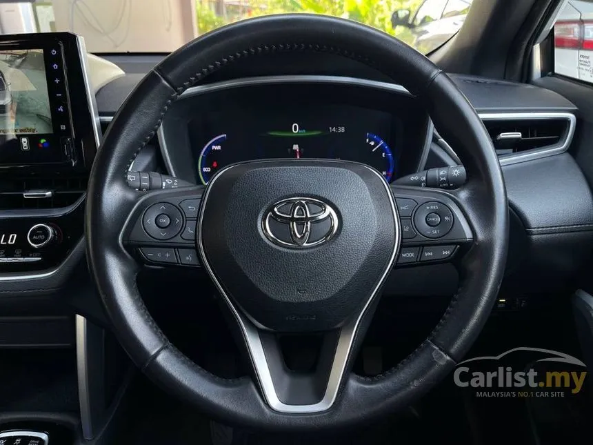 2022 Toyota Corolla Cross Hybrid SUV