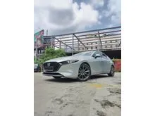 2022 Mazda 3 2.0 SKYACTIV-G High Plus Hatchback (A) CLEAR STOCK PROMOTION HARGA JACKPOT - 3 YEAR WARRANTY (EDWARD)