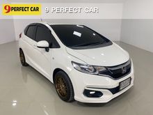 2017 Honda Jazz 1.5 (ปี 14-18) V i-VTEC Hatchback AT