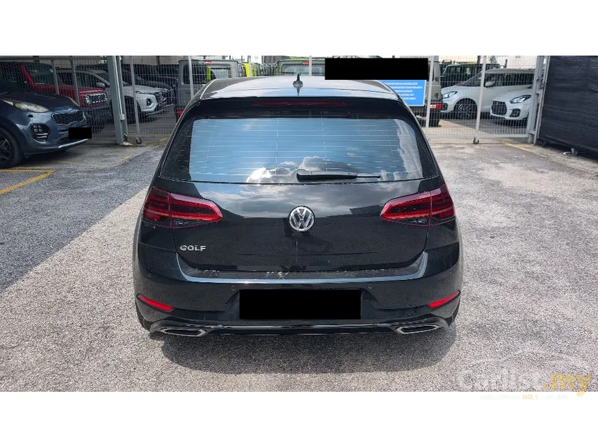 2020 Volkswagen Golf TSI R-Line Hatchback