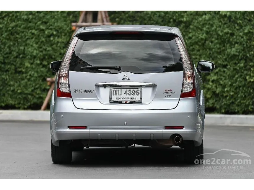 2009 Mitsubishi Space Wagon GT Wagon