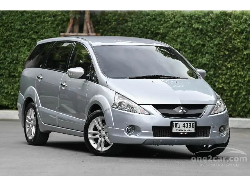 2009 Mitsubishi Space Wagon GT Wagon