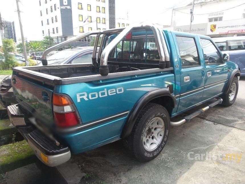 Isuzu Rodeo 1999 Rookie 2.8 in Johor Manual Pickup Truck 