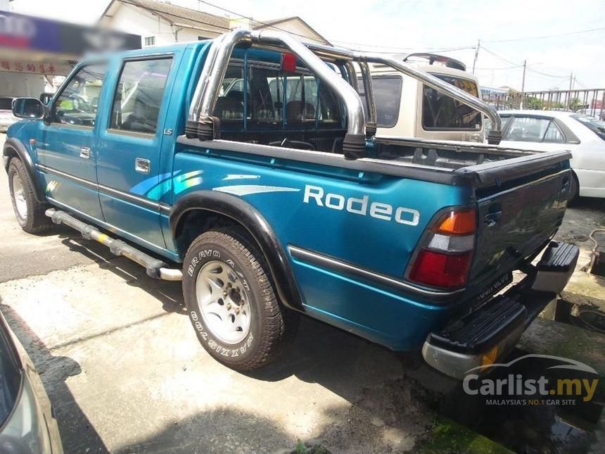 Isuzu Rodeo 1999 Rookie 2.8 in Johor Manual Pickup Truck 