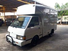 2000/2001 Nissan Vannette Luton Van 950-5000kg No GST Charges Good Condition Must View