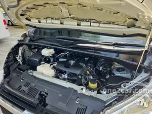 2020 Toyota Commuter 2.8 Van