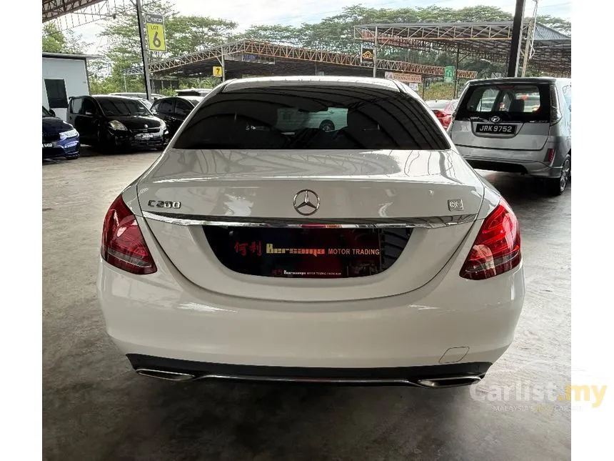 2016 Mercedes-Benz C200 Avantgarde Sedan
