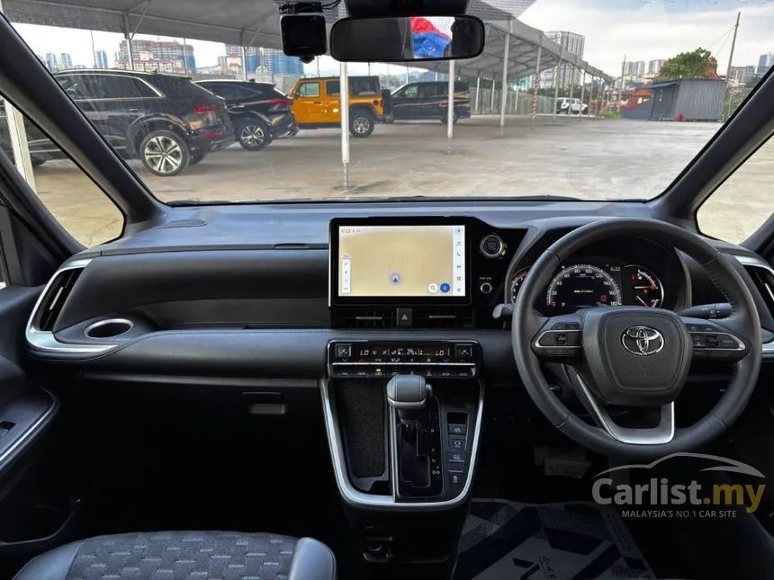 2023 Toyota Voxy S-Z MPV