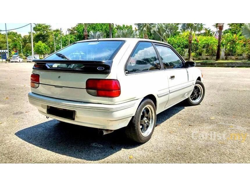 1985 ford laser