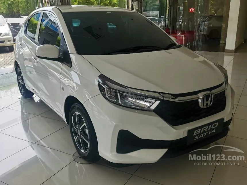 Jual Mobil Honda Brio 2024 E Satya 1.2 di DKI Jakarta Automatic Hatchback Putih Rp 183.000.000