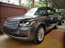 2016 Land Rover Range Rover 3.0 TDV6 Vogue SUV Panoramic Roof Power Boot Reverse Camera Xenon Light LED Daytime Running Meridian Sound System Cool Box Power Boot