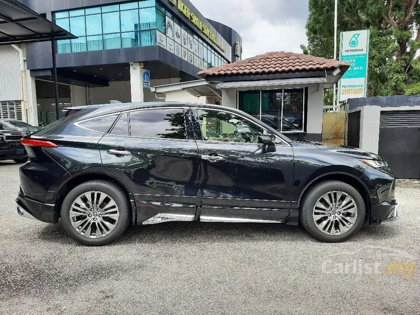 2021 Toyota Harrier Luxury SUV