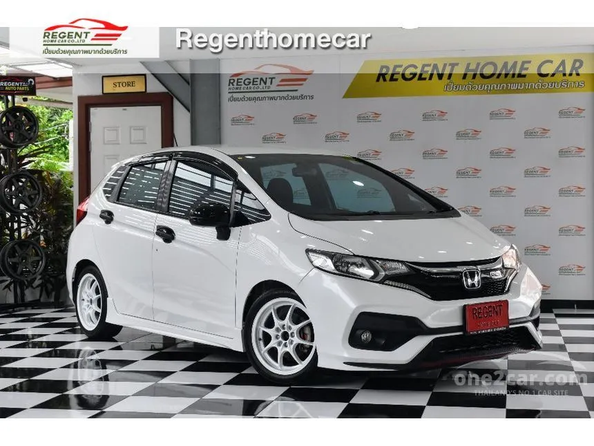 2018 Honda JAZZ RS Hatchback