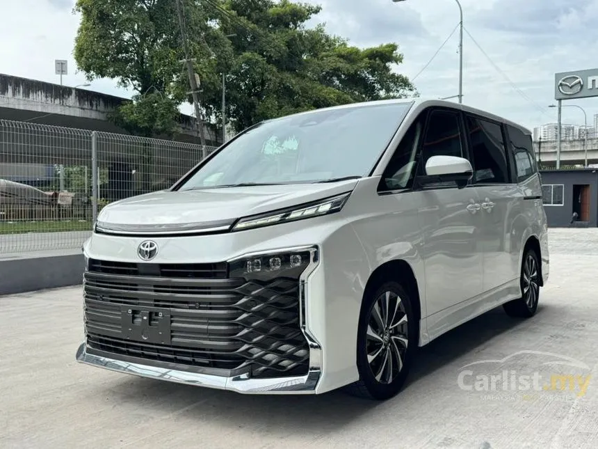 2022 Toyota Voxy S-Z MPV