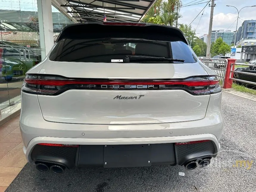 2022 Porsche Macan SUV