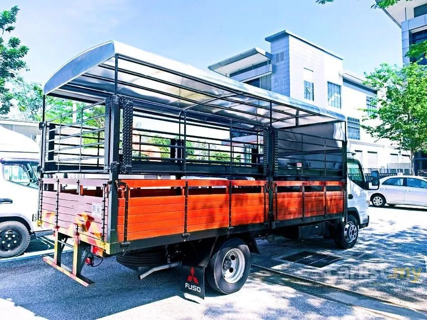 2022 Mitsubishi FE Series Lorry