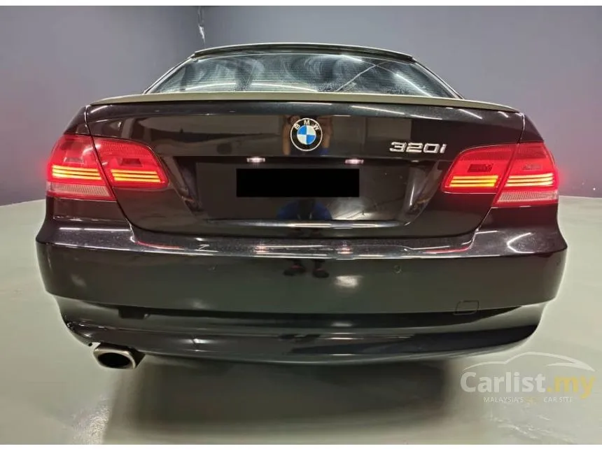 2009 BMW 320i Coupe