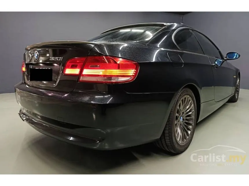 2009 BMW 320i Coupe