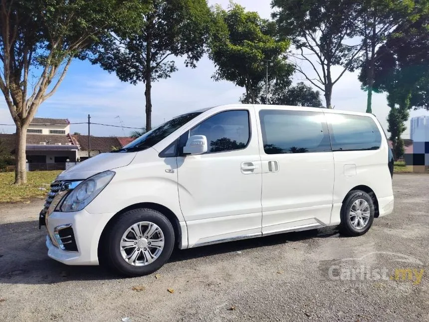 2017 Hyundai Grand Starex Royale MPV