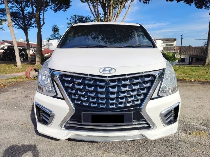 2017 Hyundai Grand Starex Royale MPV